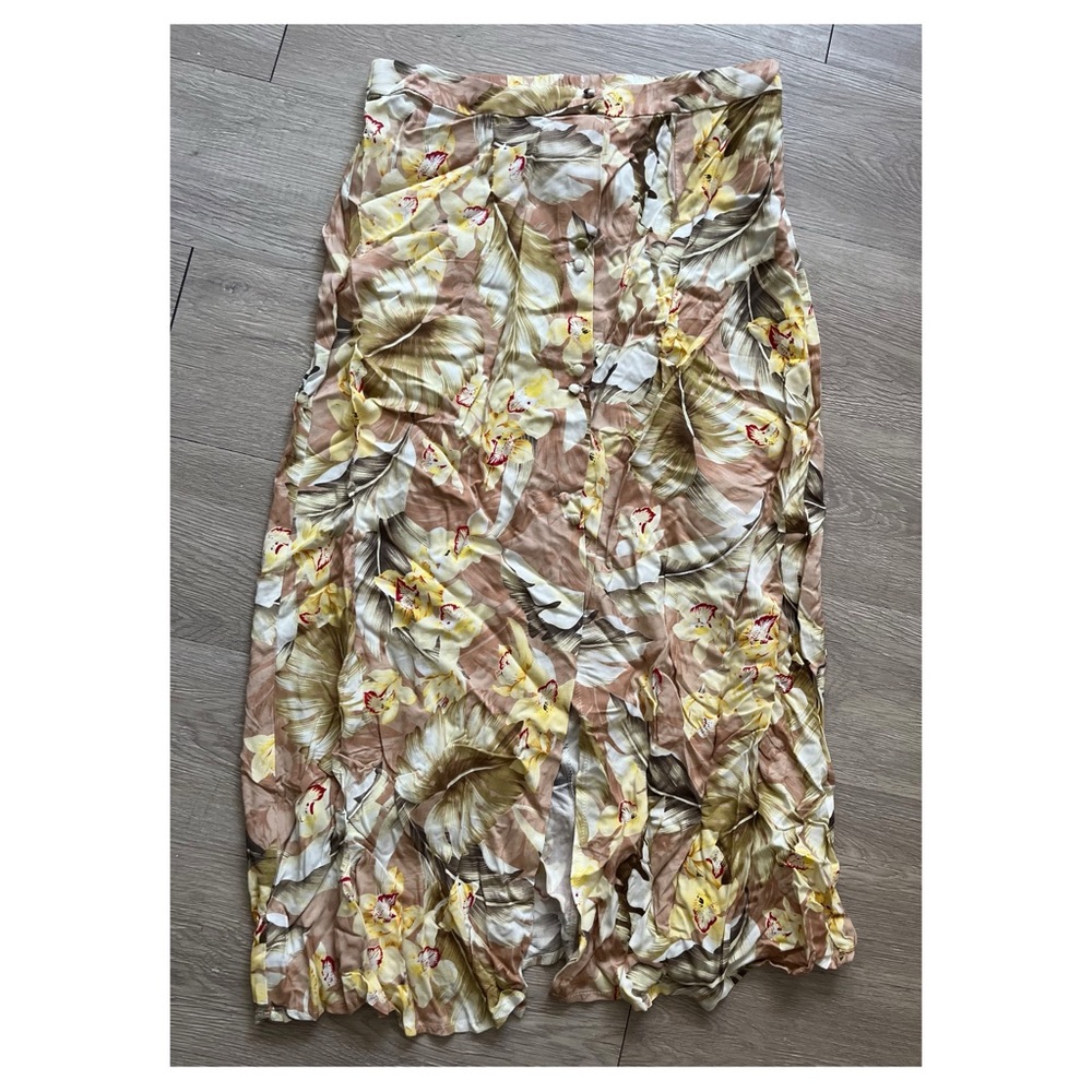 Philosophy Floral Yellow Skirt with button detail Size Small